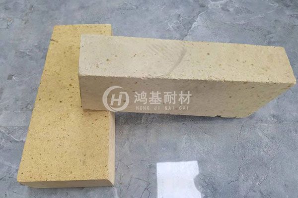 側(cè)楔形耐火磚