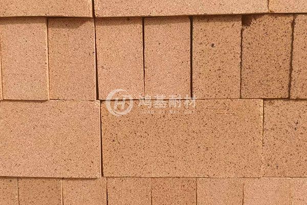 低蠕變粘土磚